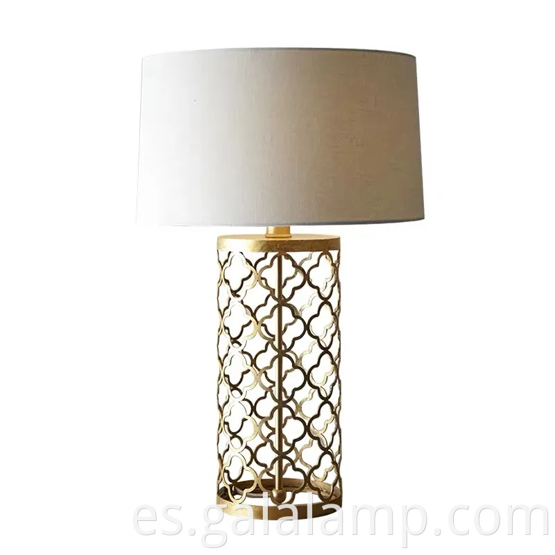 Lámpara de escritorio de hierro moderna y elegante para iluminación elegante para el hogar